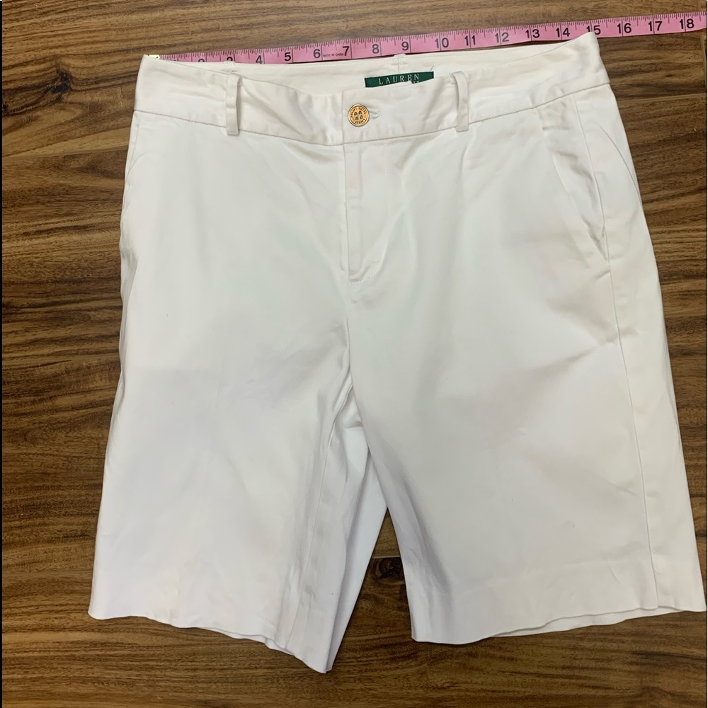- Lauren Ralph Lauren white shorts size 4
